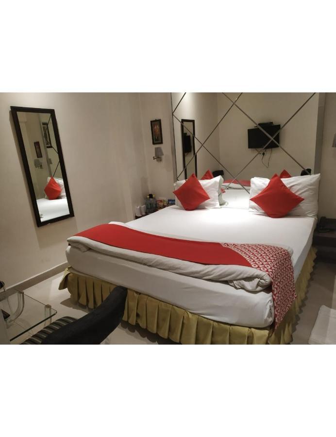 Hotel D Grand, Барели Экстерьер фото
